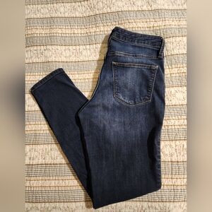 Women's Universal Thread High Rise Skinny Jeans 6/28 R